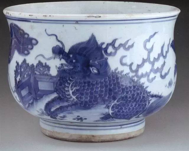 中国美術 明 青花纏枝 富貴佳器款 獅子紋碗 高 6cm 明 中国美術 明 青花纏枝 富貴佳器款 獅子紋碗 高 6cm 明